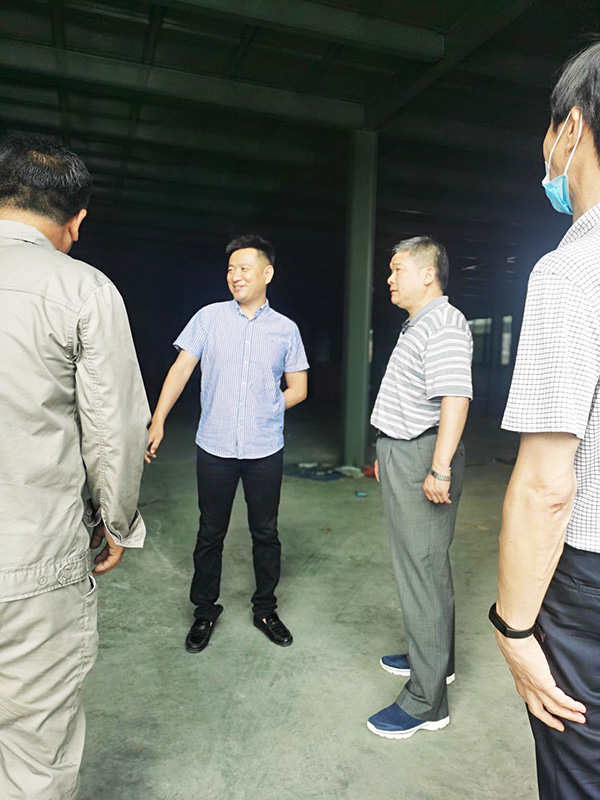 東寶區(qū)政協(xié)主席蔣叢貴到公司調(diào)研指導工作